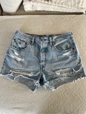 Levi’s 501 distressed Jean shorts